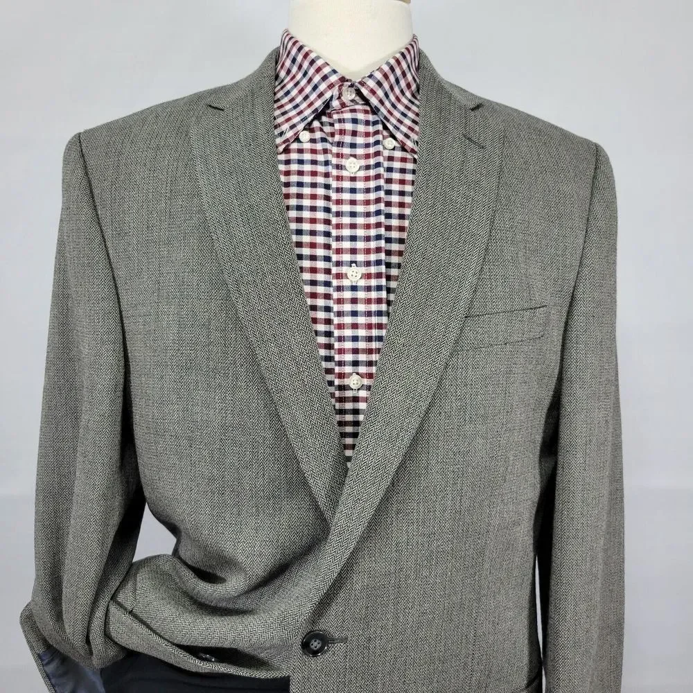 Calvin Klein Men's‎ Sport Coat Blazer Two Button Gray Herringbone Wool Size 44XL